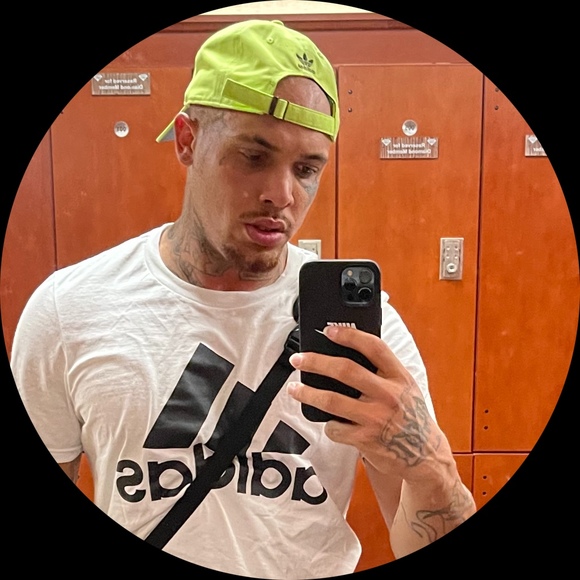 Meet your Posher, Alex - Picture 1 of 1